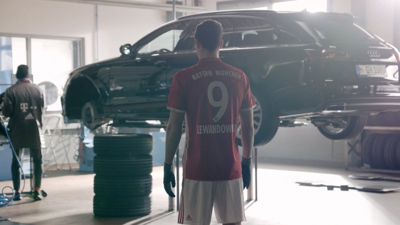„Welche Extrameile gehst du für den FC Bayern?“