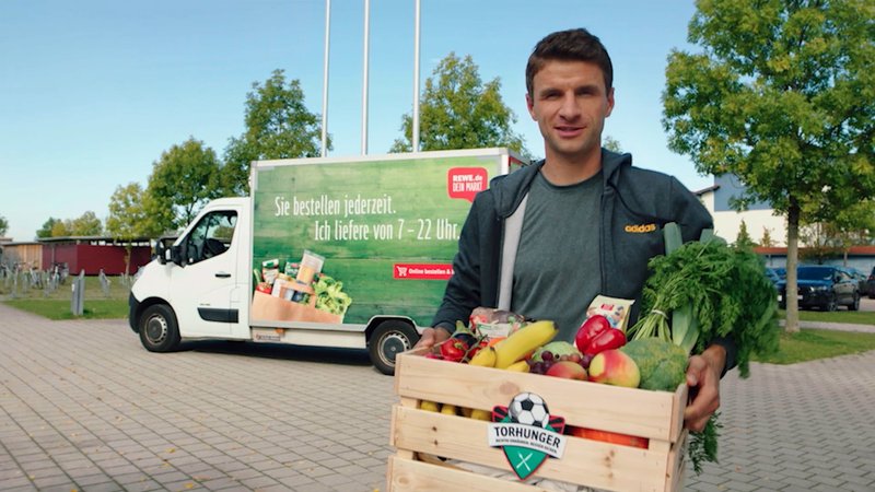 Thomas Müller Überraschungscamp